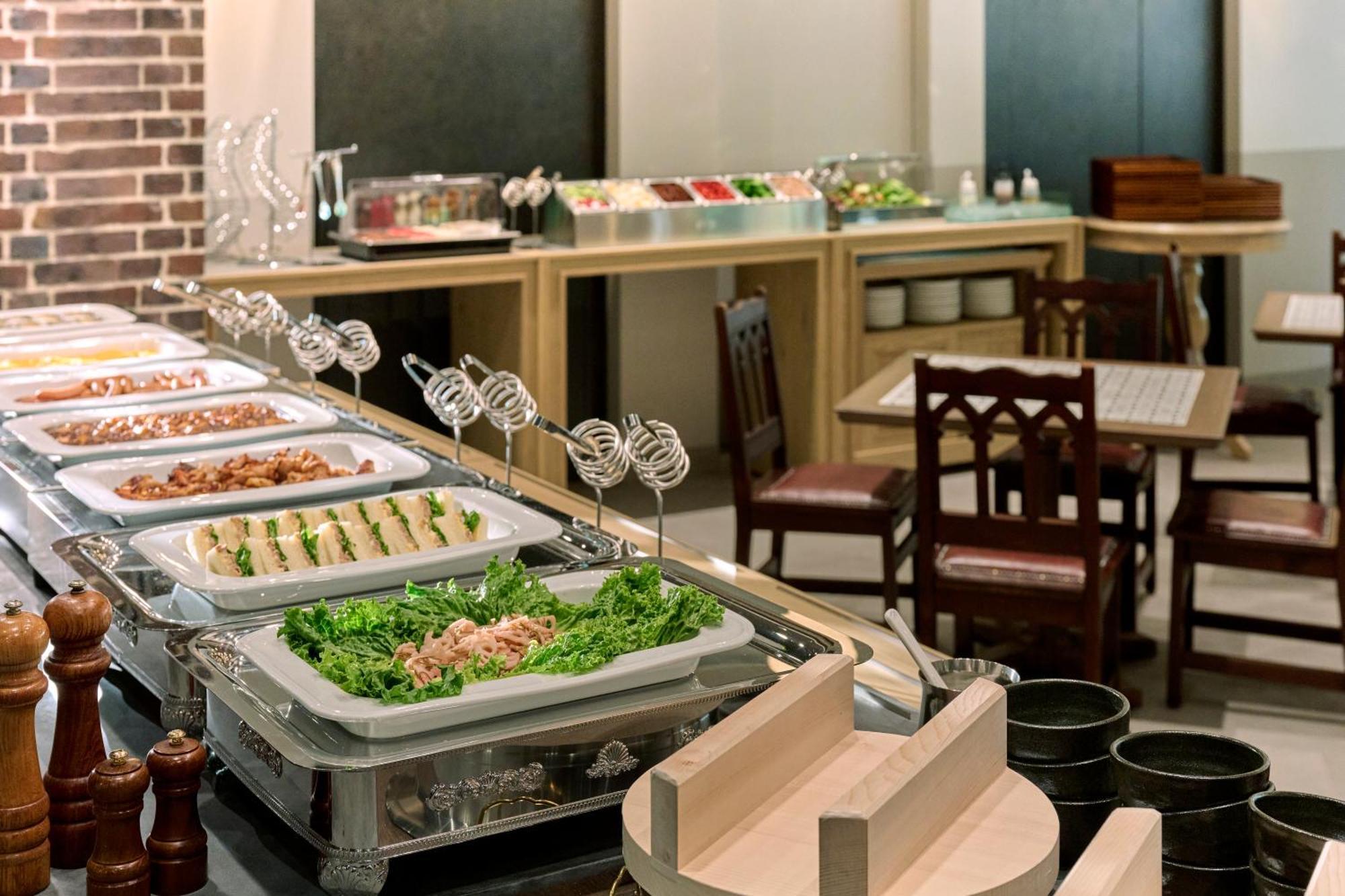 ホテル The Royal Park Ginza 6-chome 4*